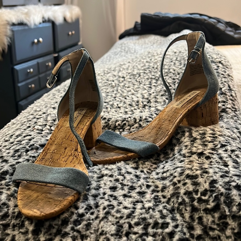 Steve Madden denim small heels size 6